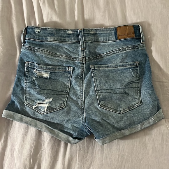 American eagle jean shorts medium wash - Picture 2 of 4